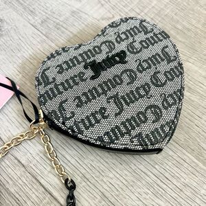 Juicy Couture Can’t Tame Her Heart Zip Around Zip Wallet - Black/Tan -Heart Lace